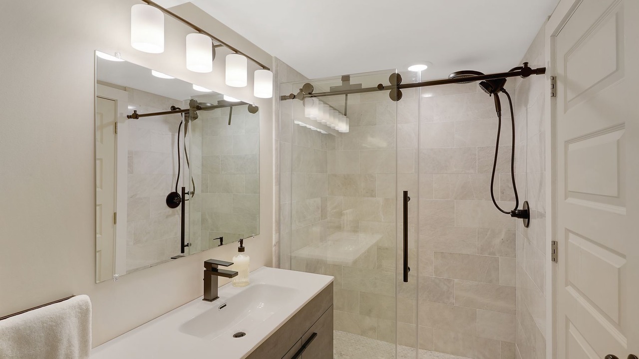 Photo of Bathroom in Ecco