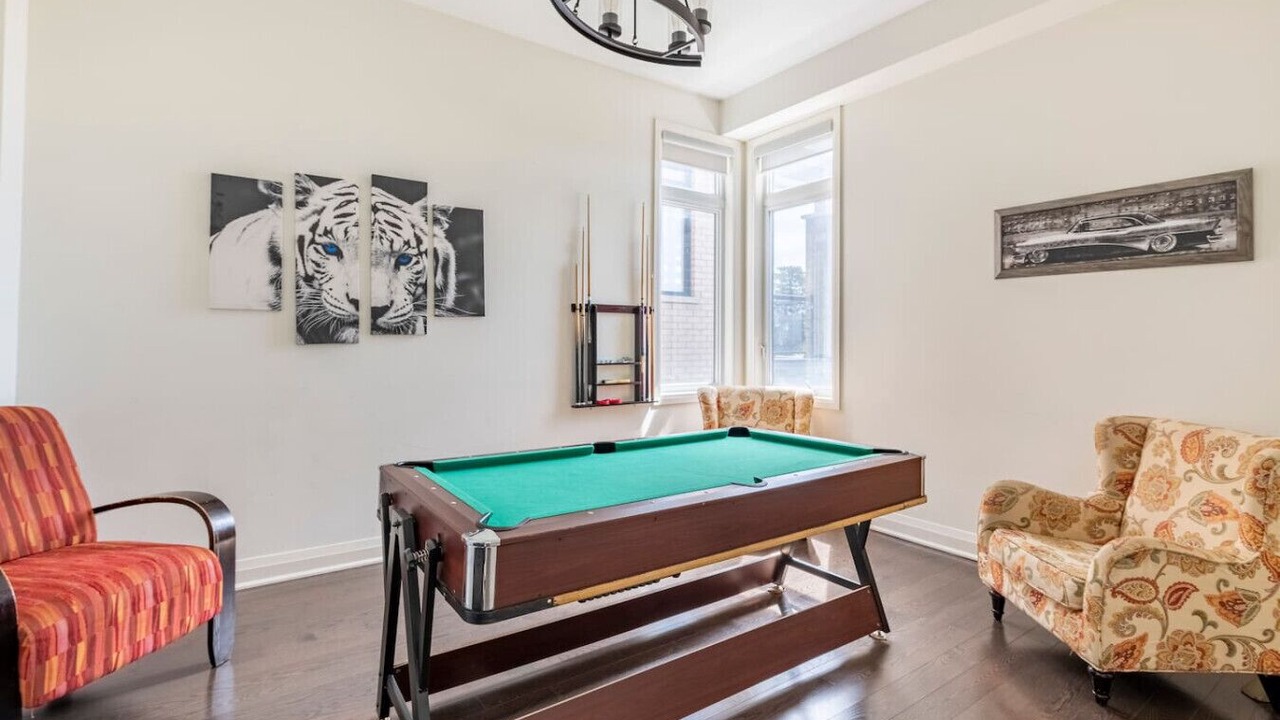 Photo of Bedroom in Bowmanville