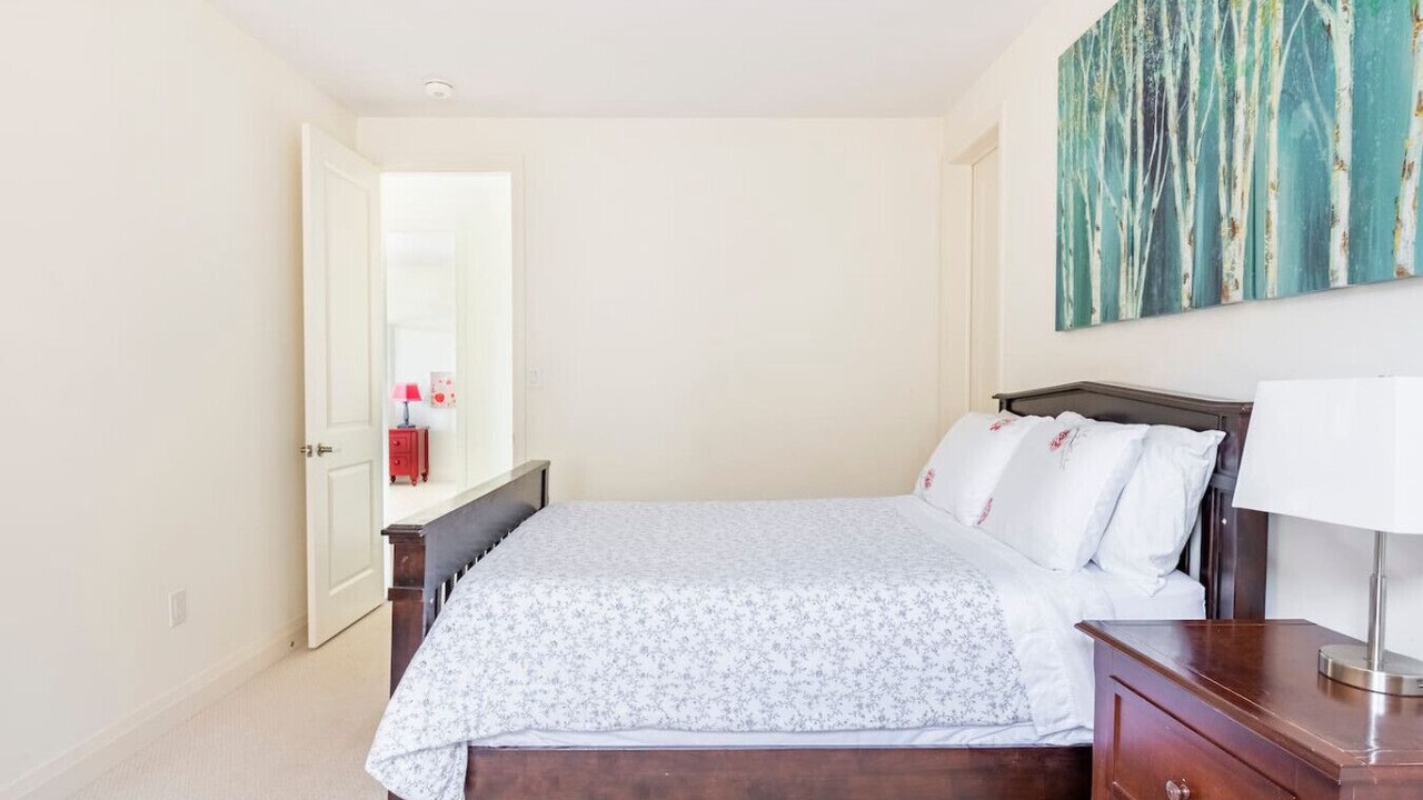 Photo of Bedroom in Bowmanville