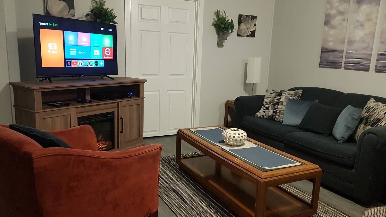 Photo of Livingroom in Sarnia
