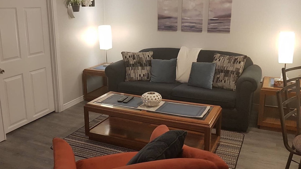 Photo of Livingroom in Sarnia
