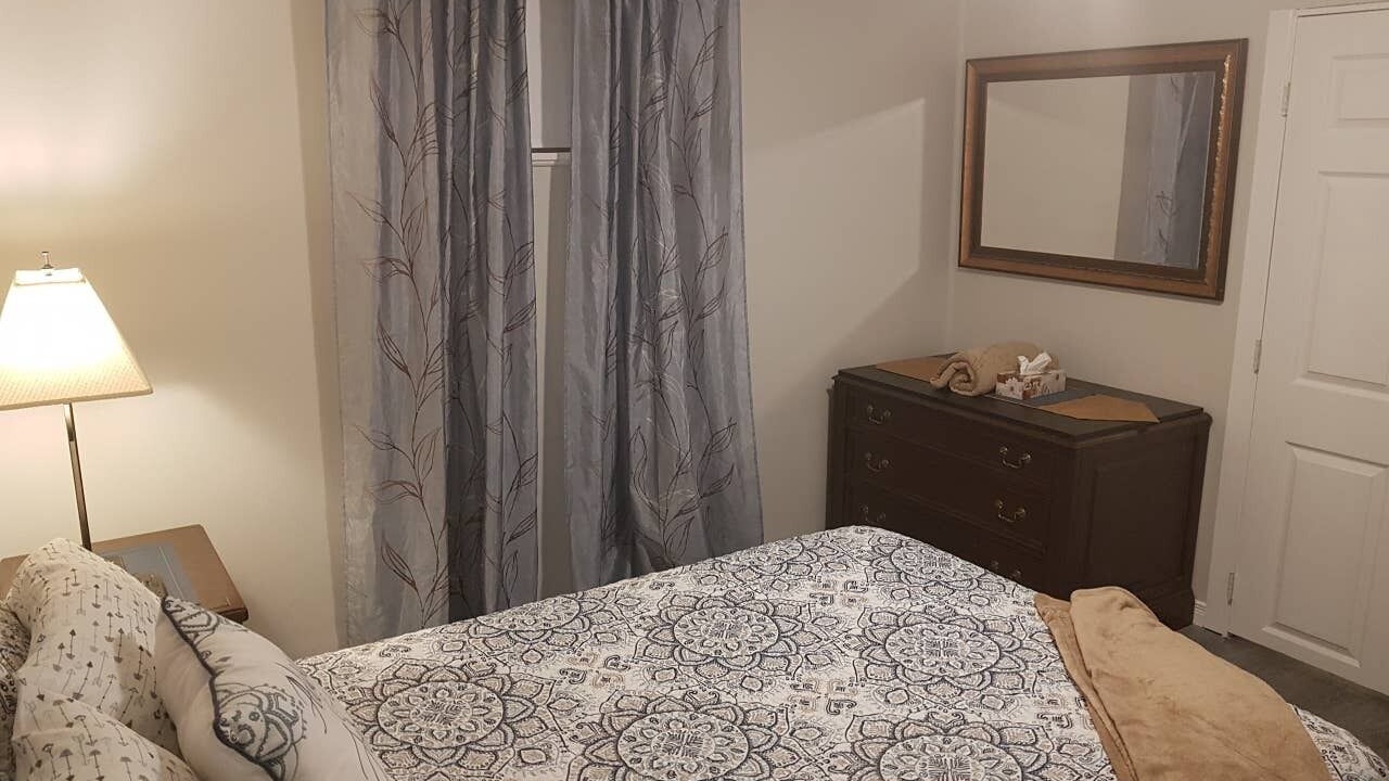 Photo of Bedroom in Sarnia