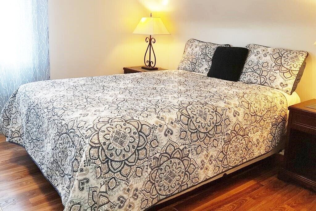 Photo of Bedroom in Sarnia
