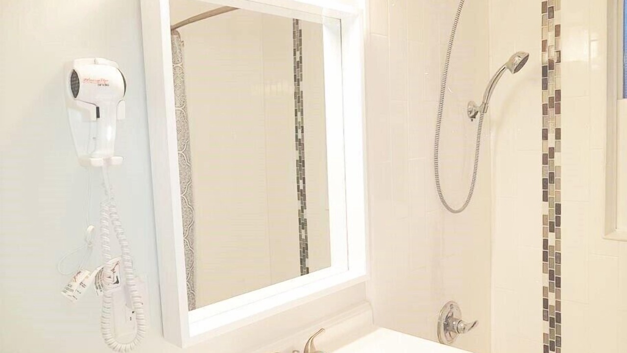Photo of Bathroom in Sarnia