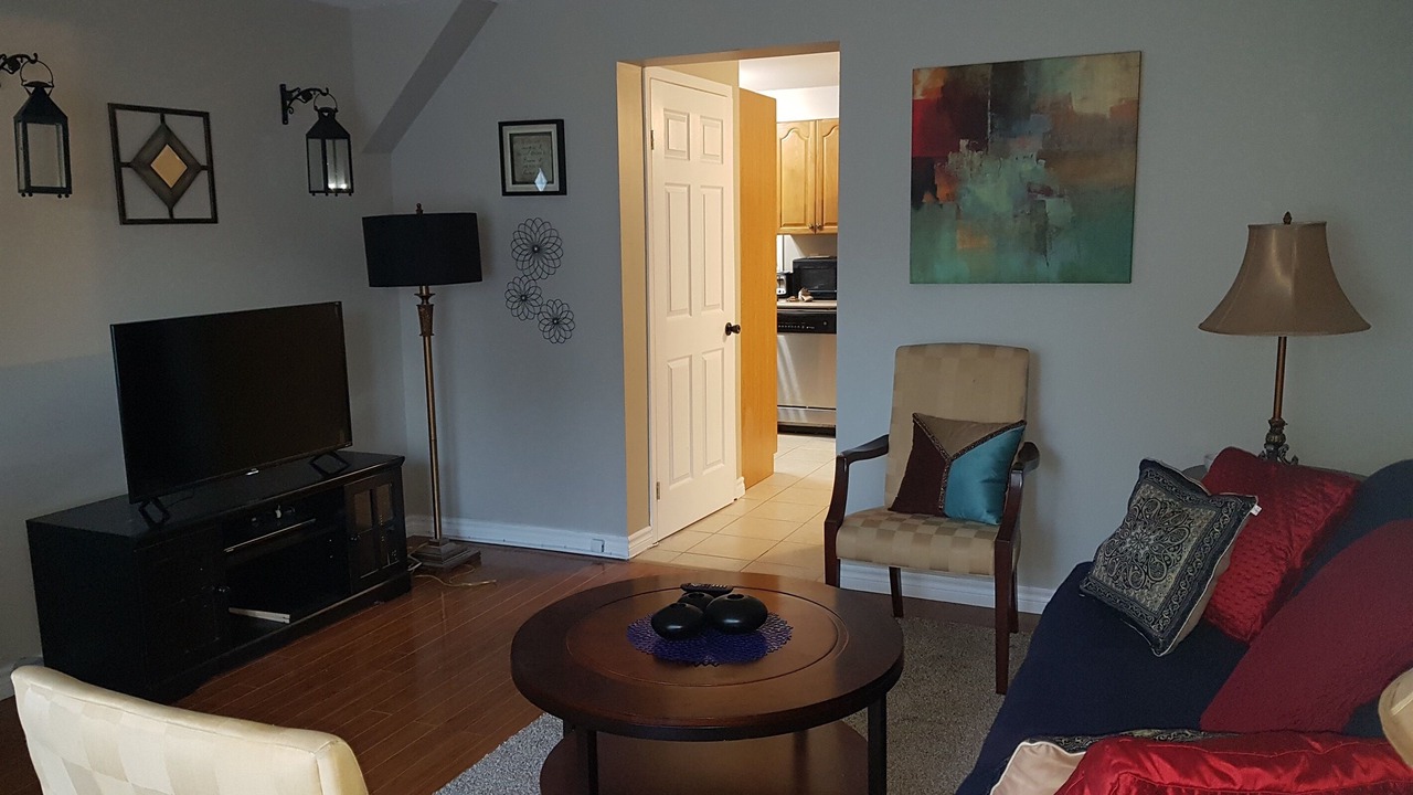 Photo of Livingroom in Sarnia