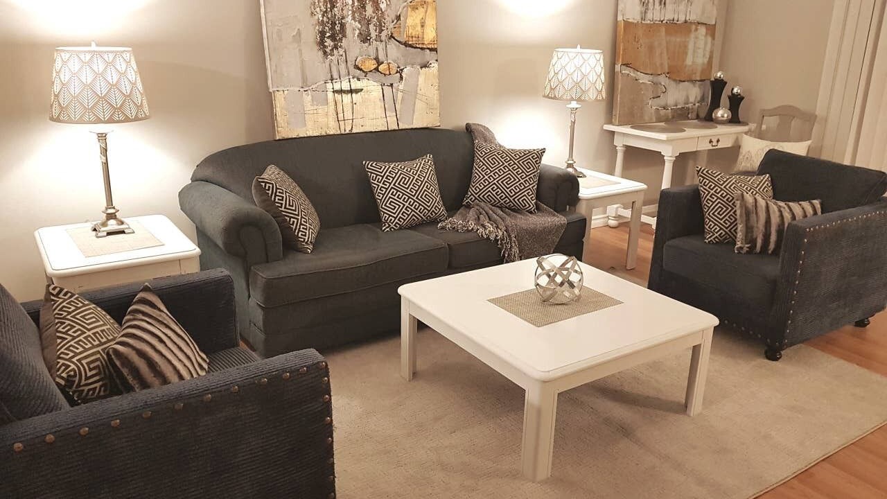 Photo of Livingroom in Sarnia