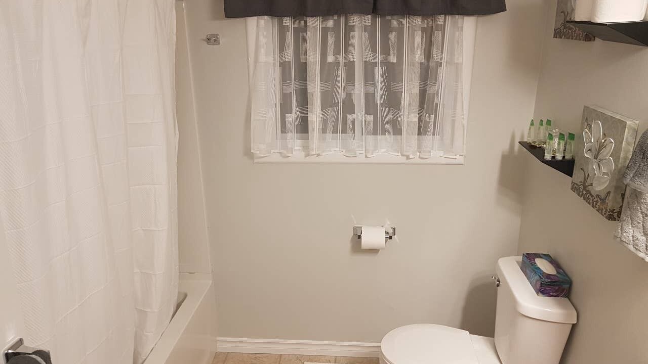 Photo of Bathroom in Sarnia