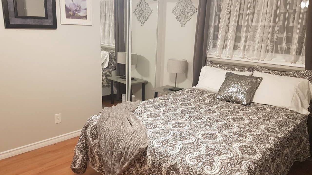 Photo of Bedroom in Sarnia