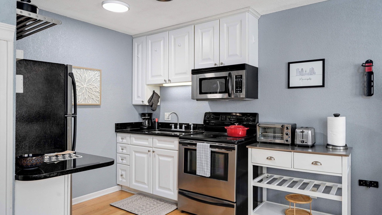 Photo of Kitchen in Lyn-Lake