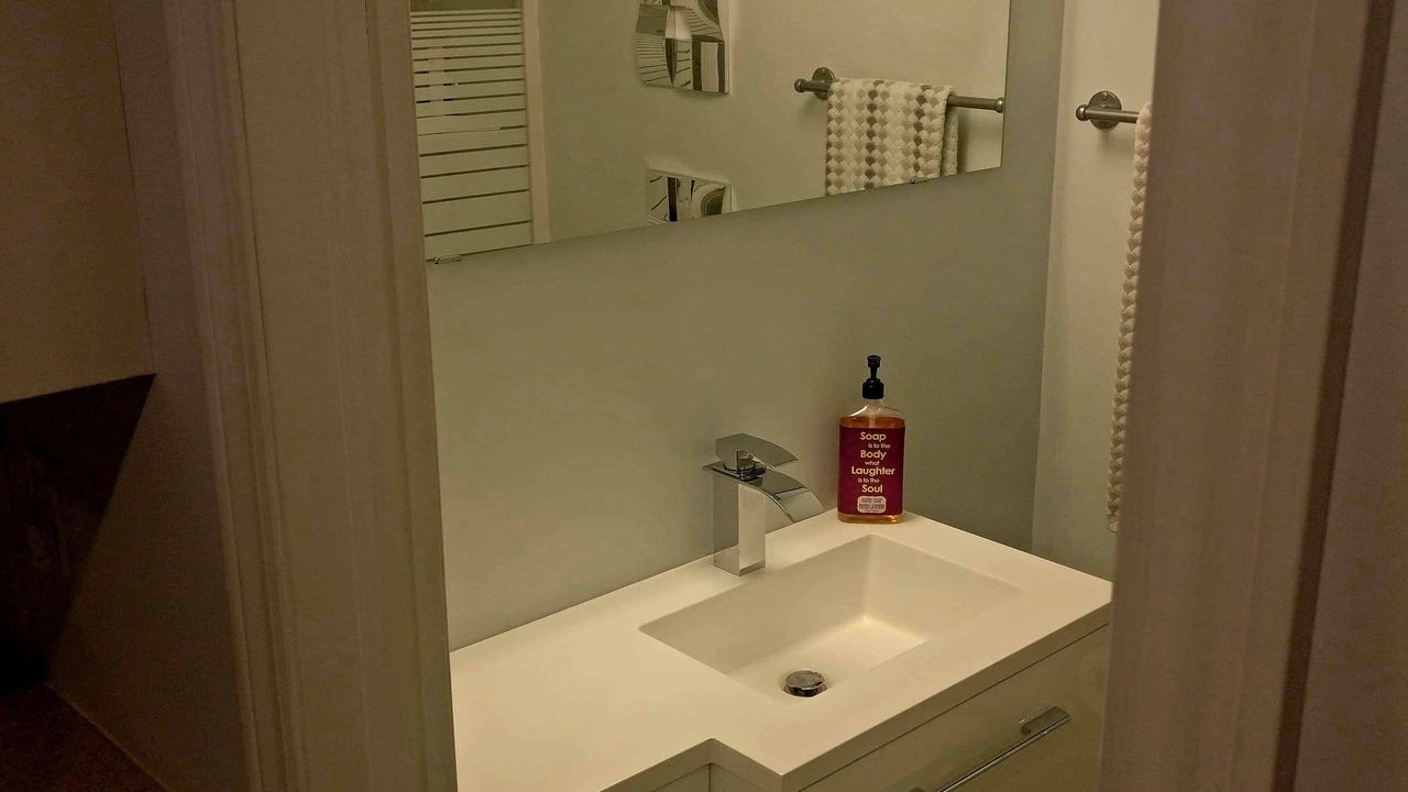 Photo of Bathroom in Port Weller