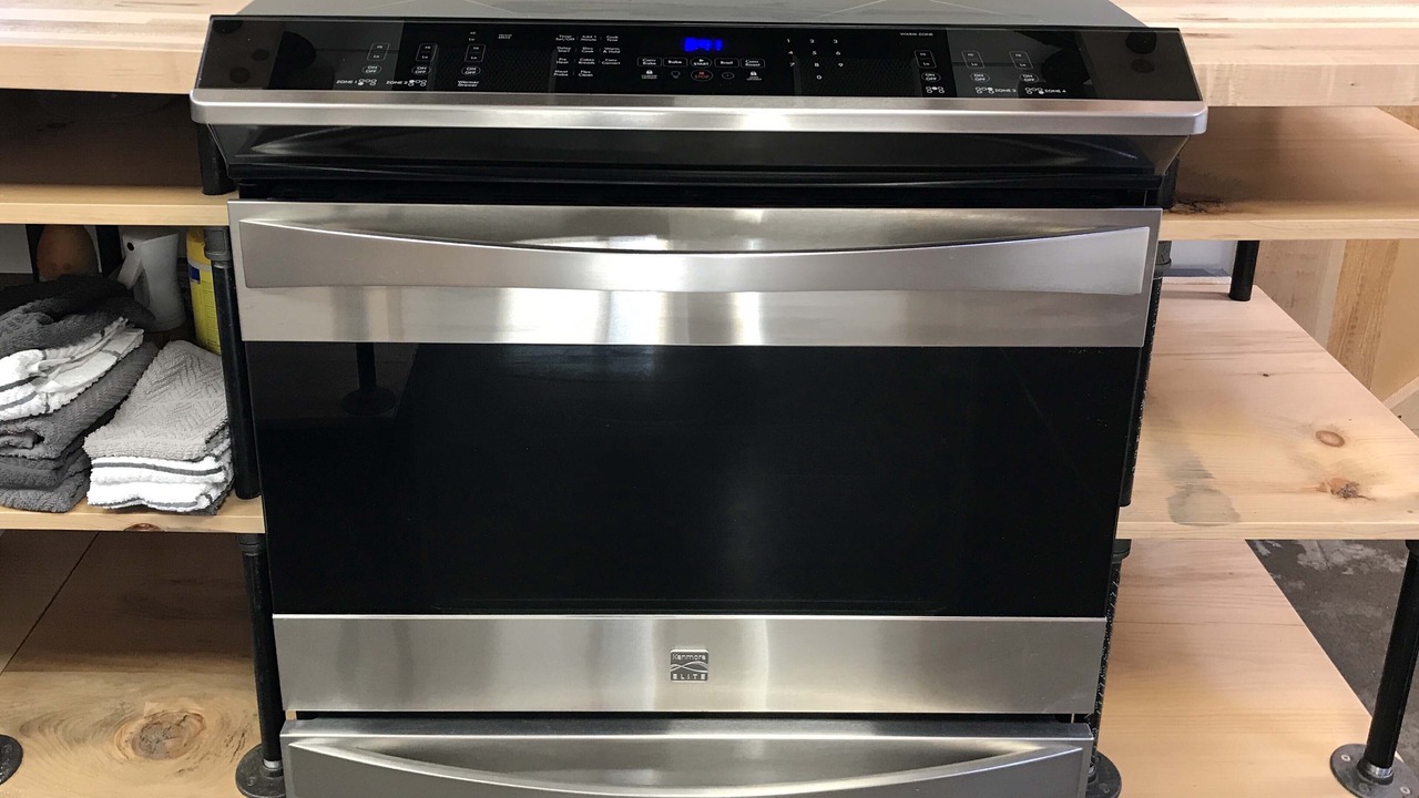Photo of Kitchen in Bradford West Gwillimbury
