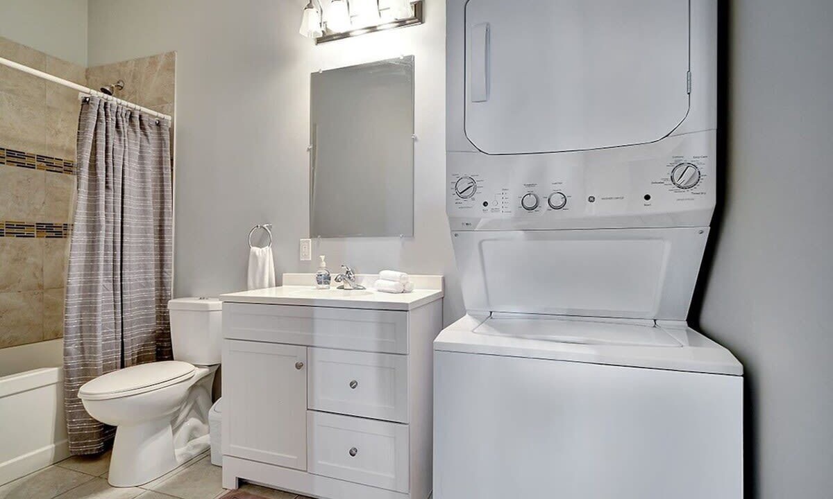 Photo of Bathroom in Sunnyside