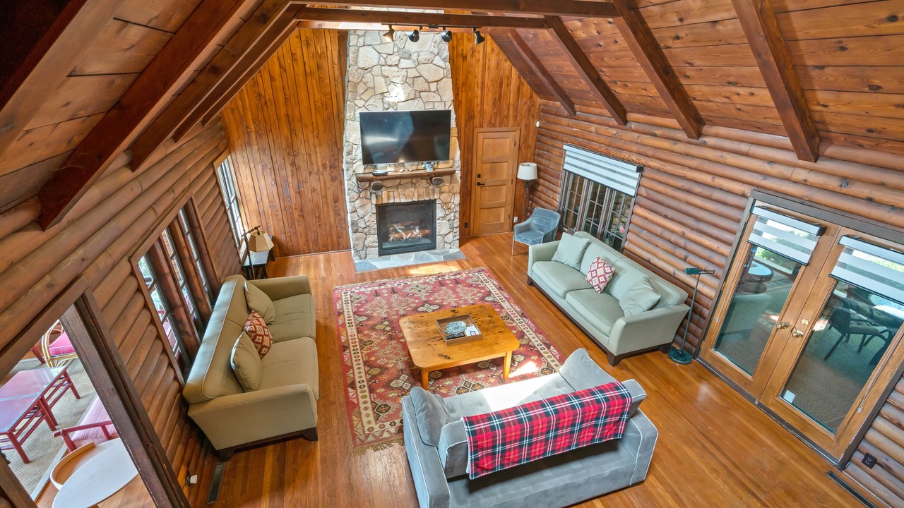 Photo of Livingroom in Port Colborne