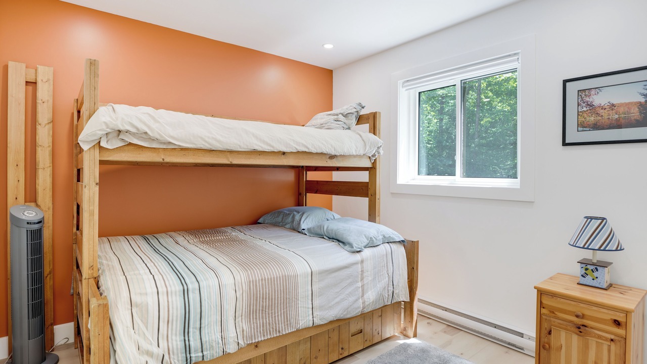 Photo of Bedroom in Haliburton