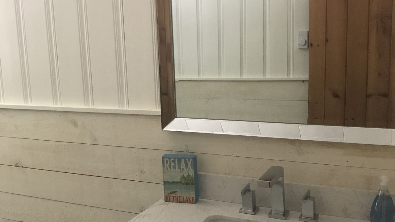 Photo of Bathroom in Grand Bend