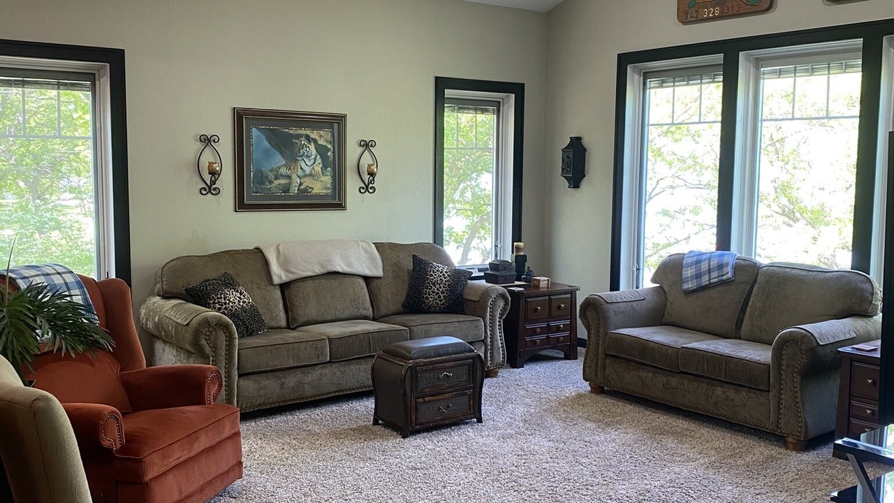 Photo of Livingroom in Battle Lake
