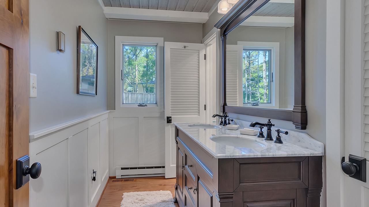 Photo of Bathroom in Cold Spring