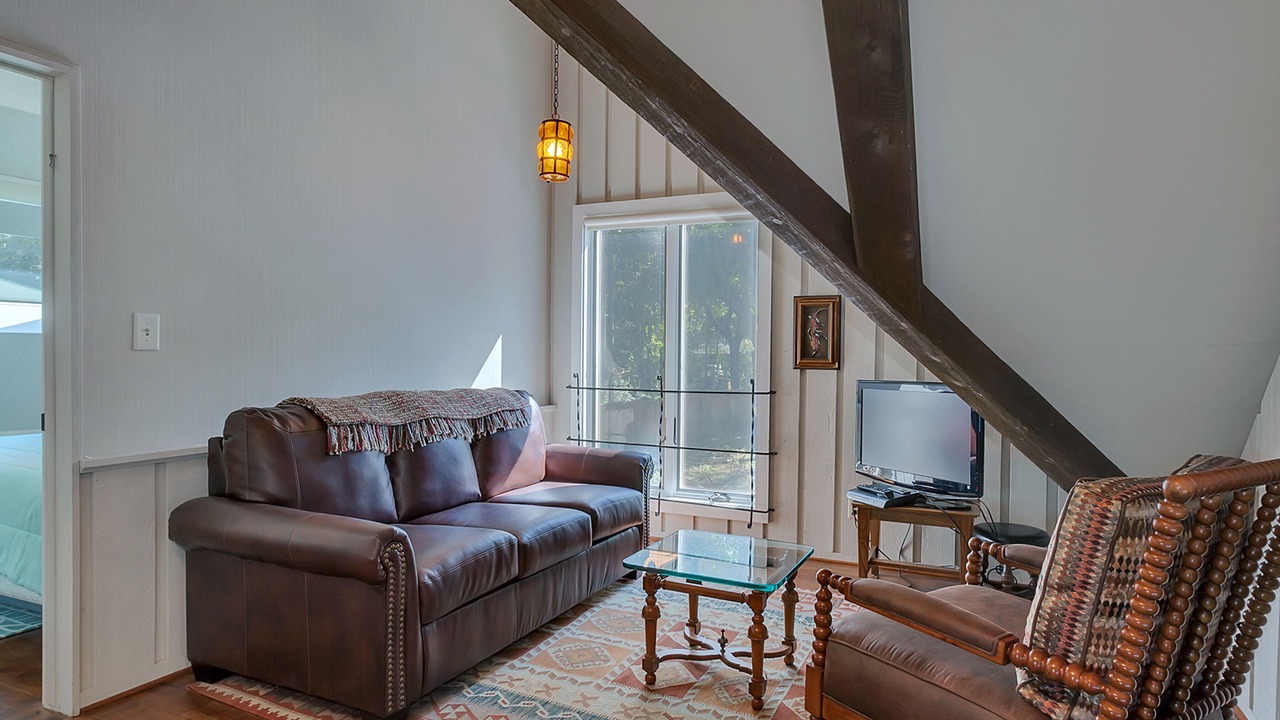 Photo of Livingroom in Cold Spring