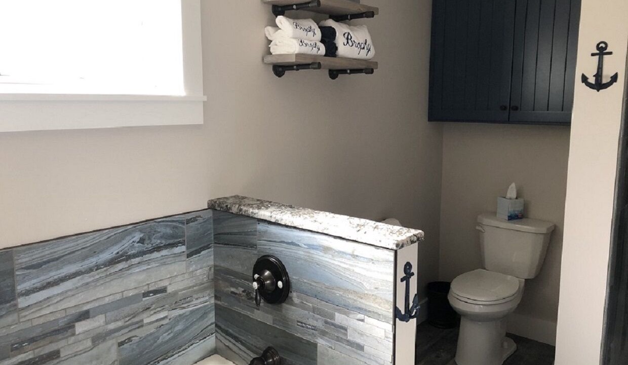 Photo of Bathroom in Alexandria