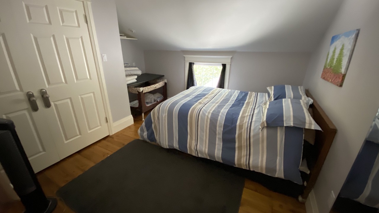 Photo of Bedroom in Richmond Hill