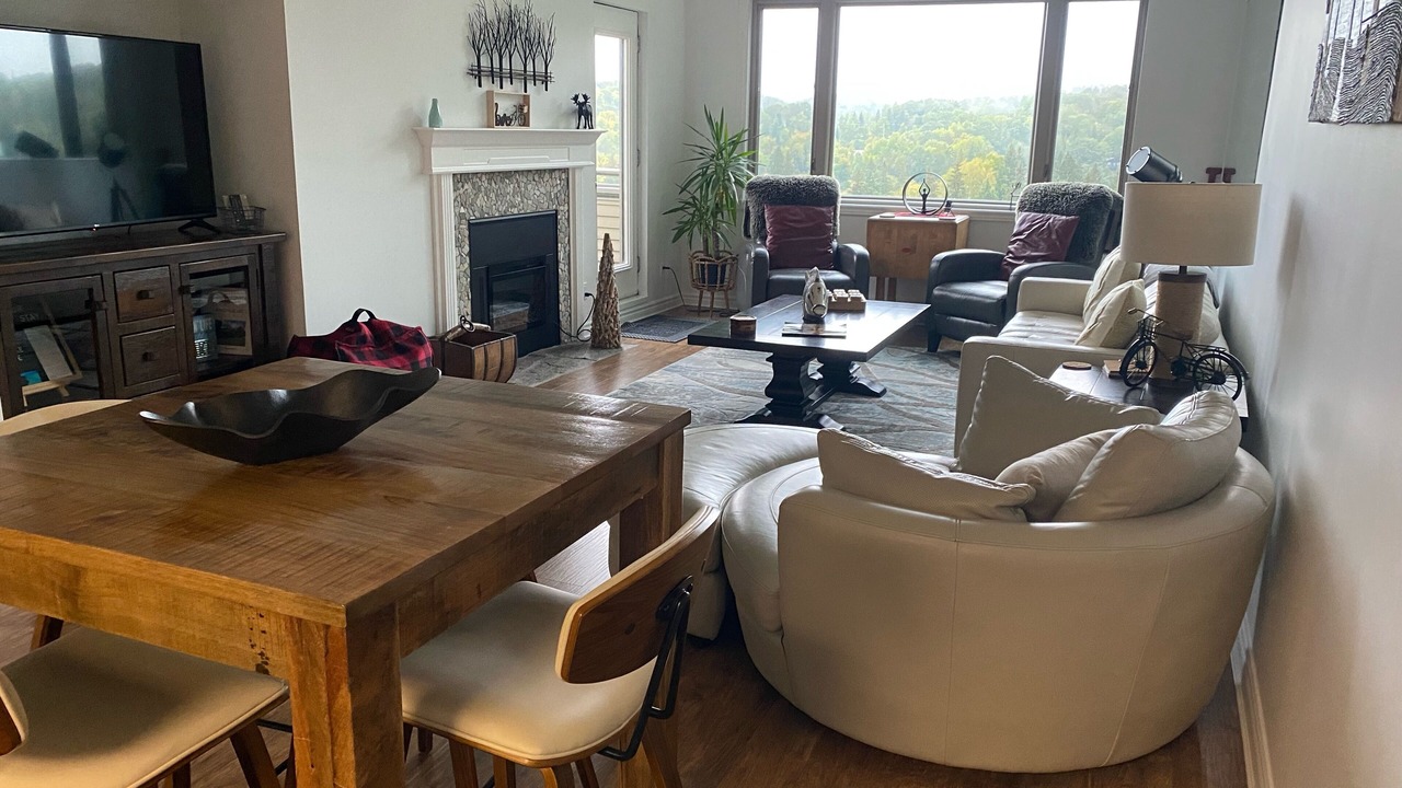 Photo of Livingroom in Huntsville