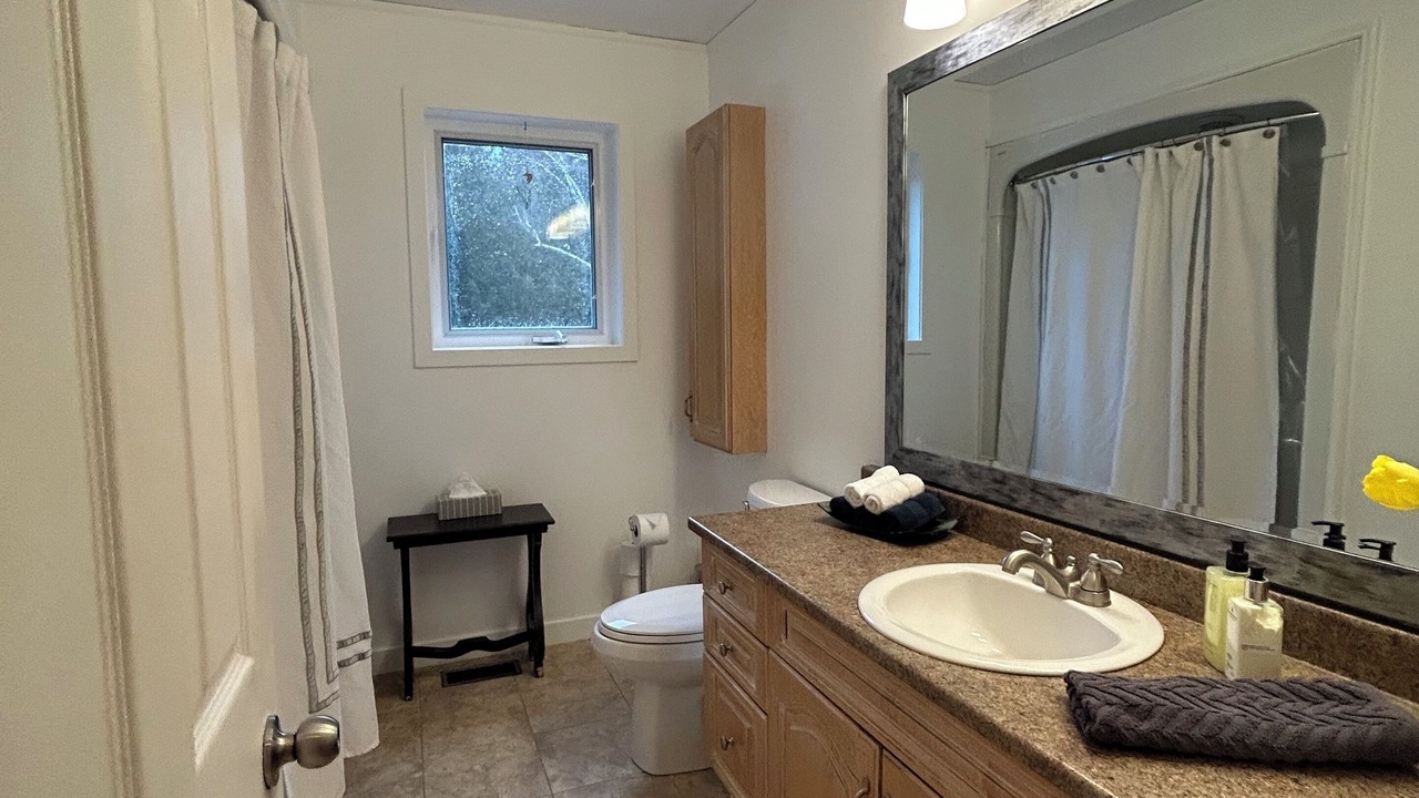 Photo of Bathroom in Manitoulin District