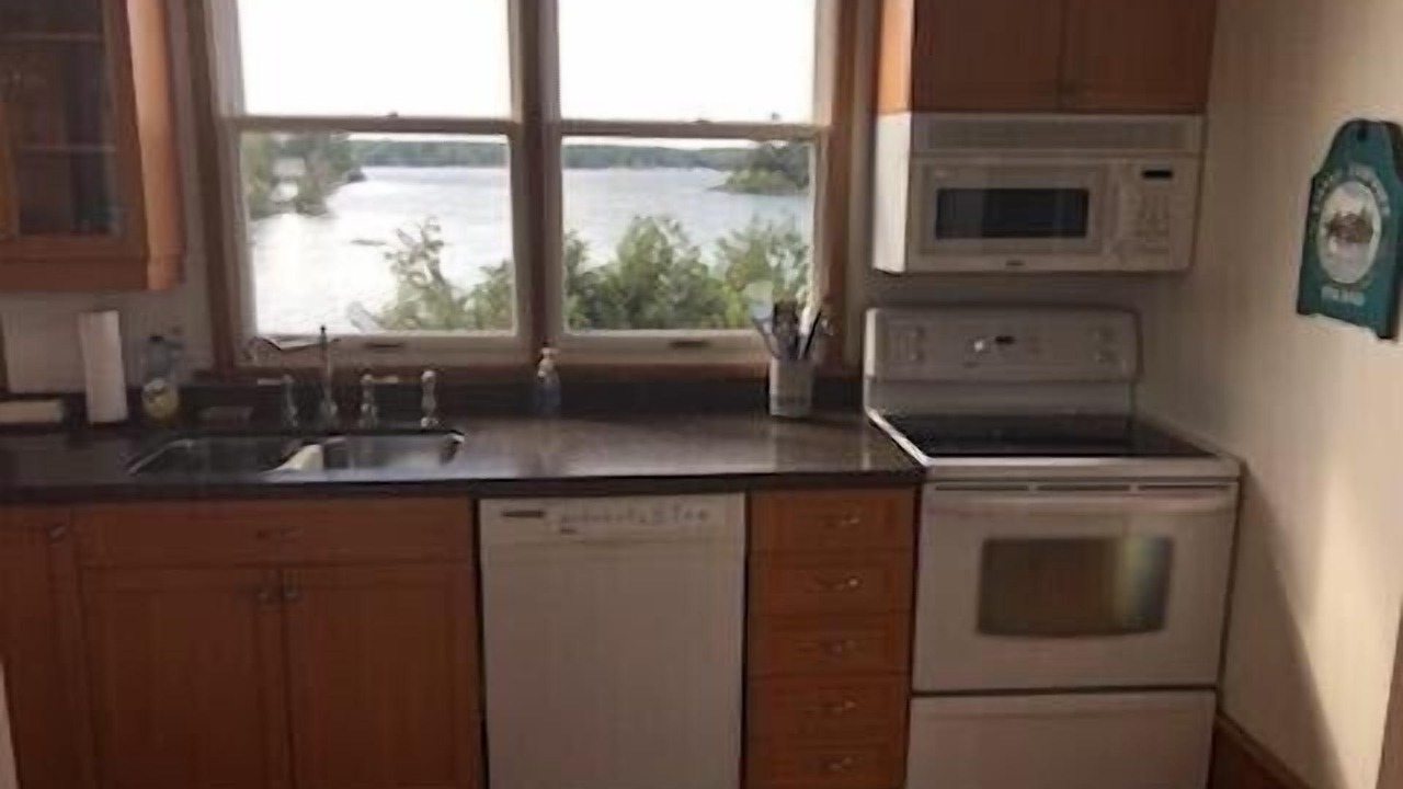 Photo of Kitchen in Leeds and the Thousand Islands