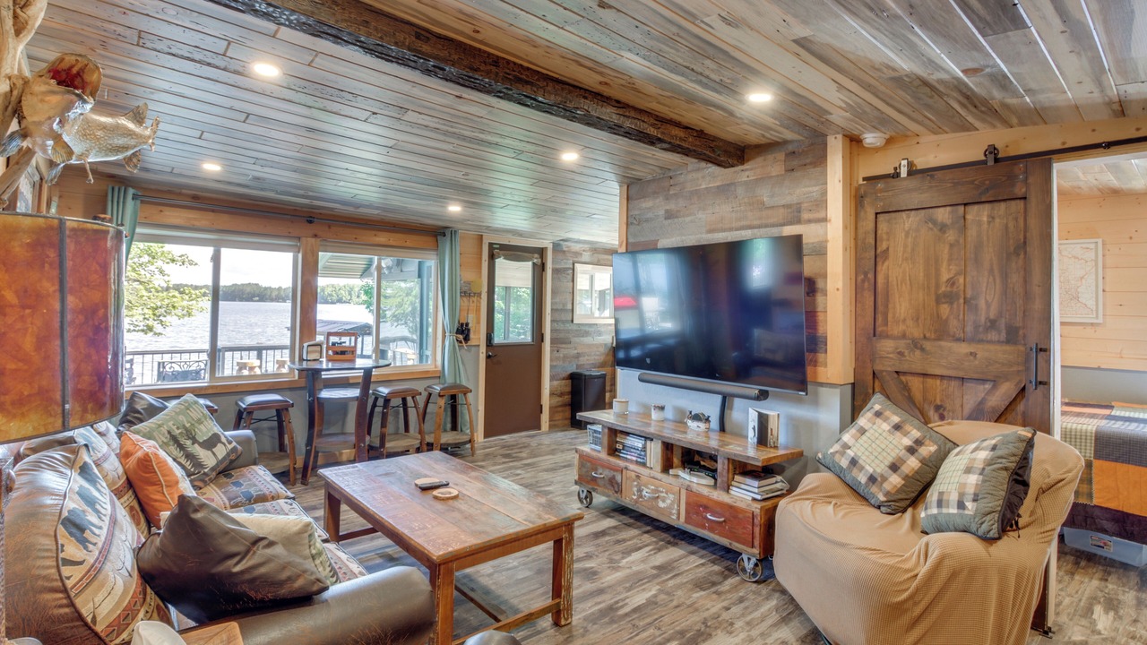 Photo of Livingroom in Pequot Lakes