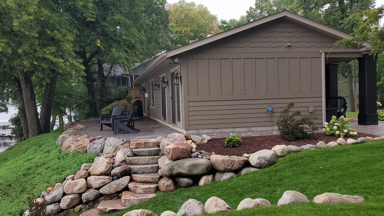Photo of Outdoor in Maple Lake