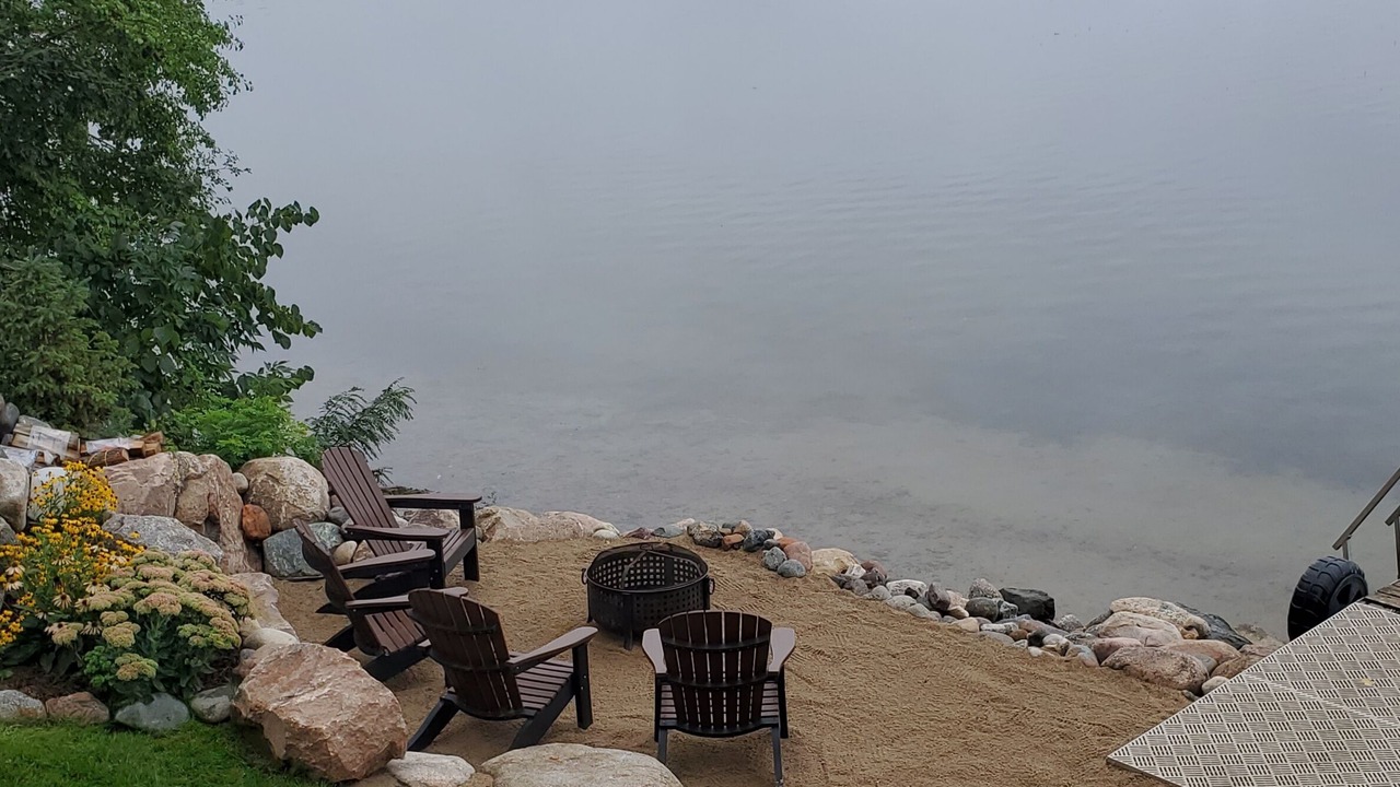 Photo of Outdoor in Maple Lake