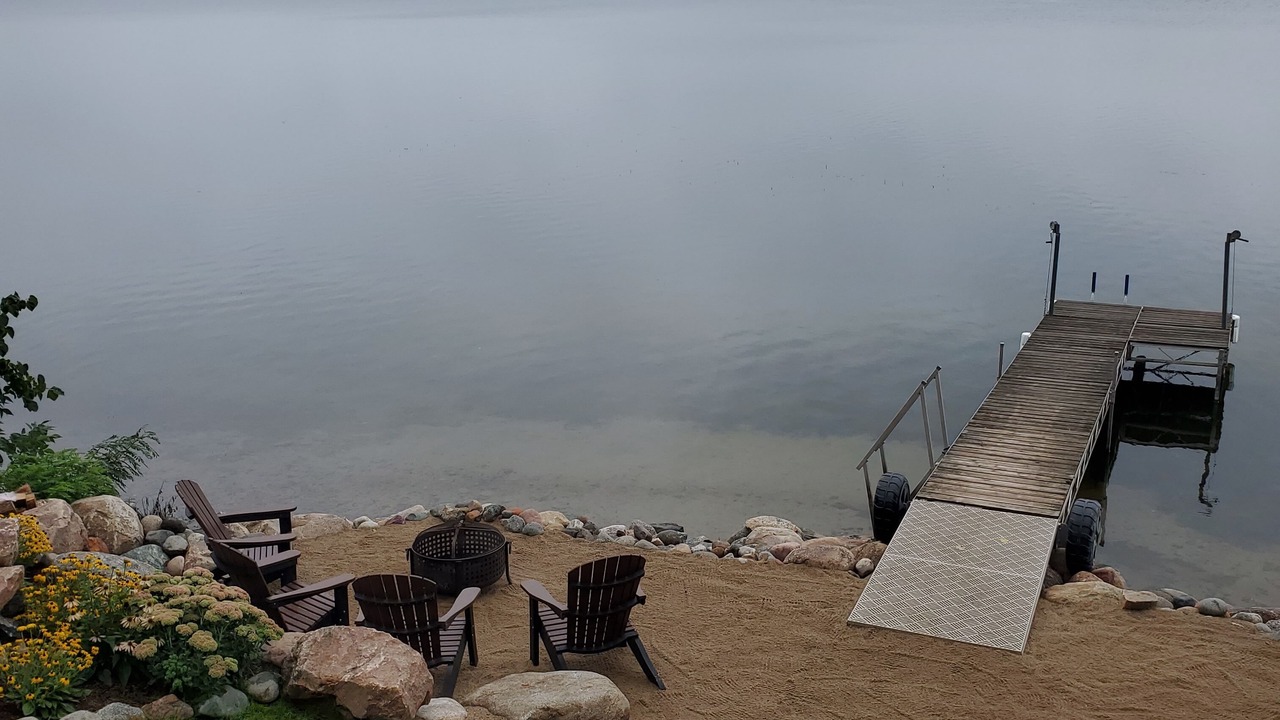 Photo of Outdoor in Maple Lake