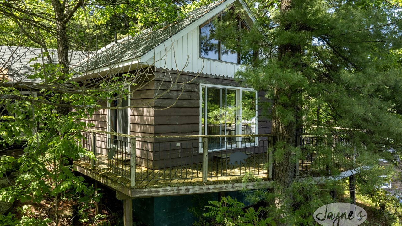 Photo of Others in Muskoka Lakes