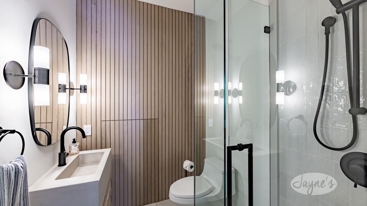 Photo of Bathroom in Minett
