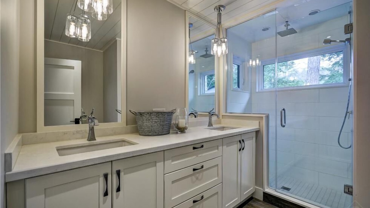 Photo of Bathroom in Bracebridge
