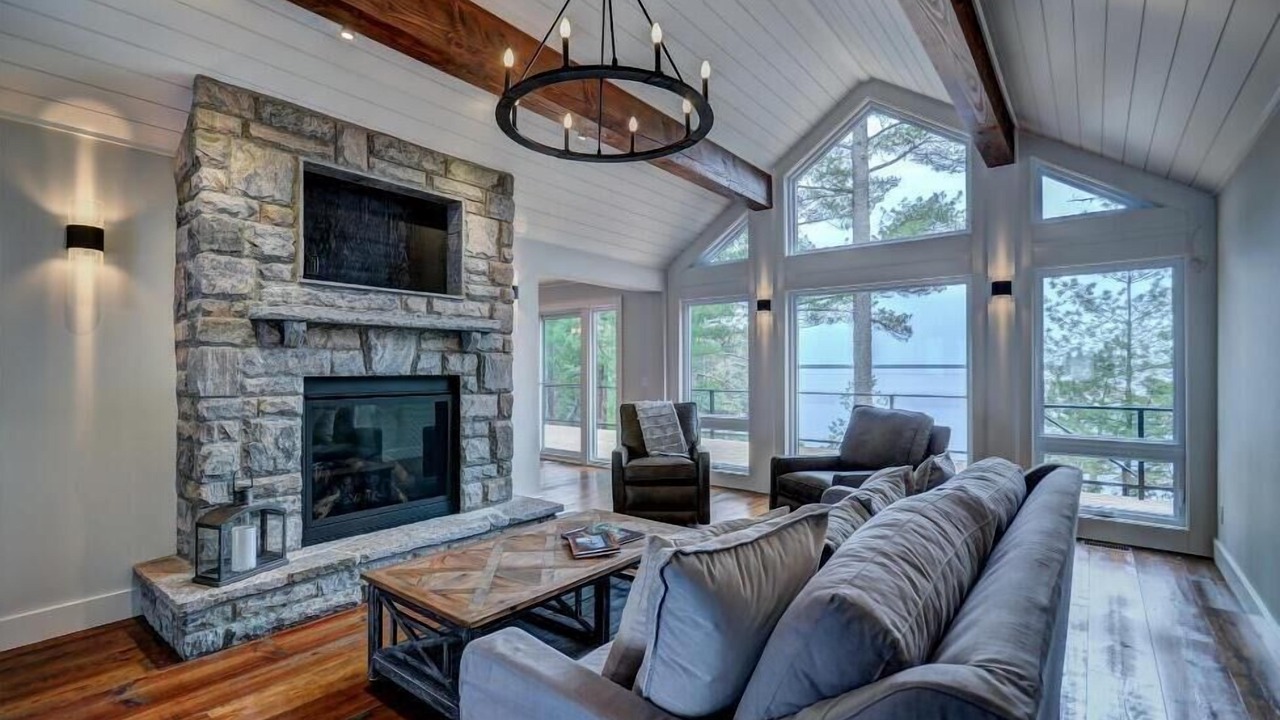 Photo of Livingroom in Bracebridge