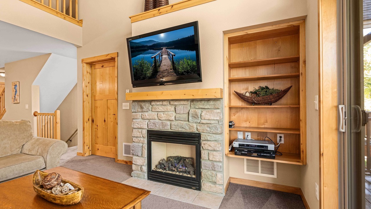 Photo of Livingroom in Lake Shore
