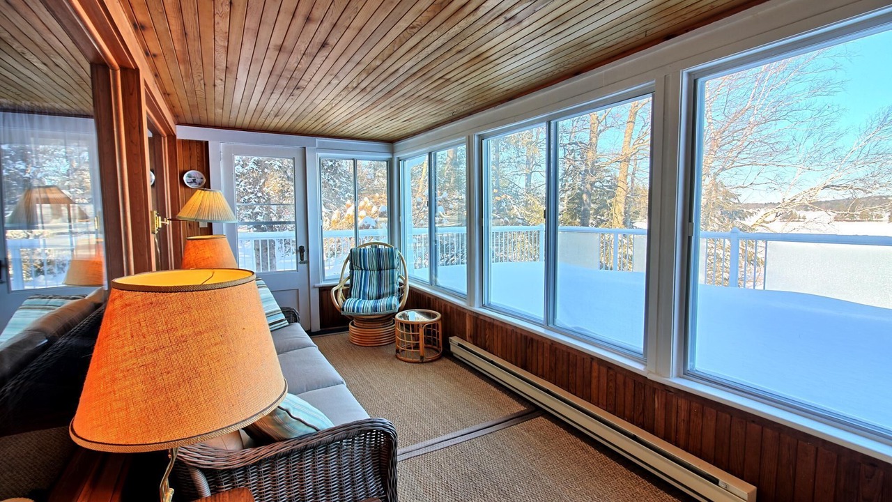 Photo of Bedroom in Muskoka Lakes