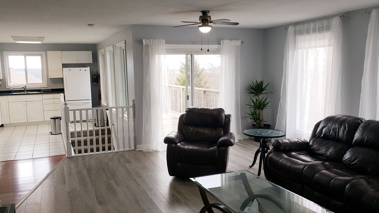 Photo of Livingroom in Niagara Falls