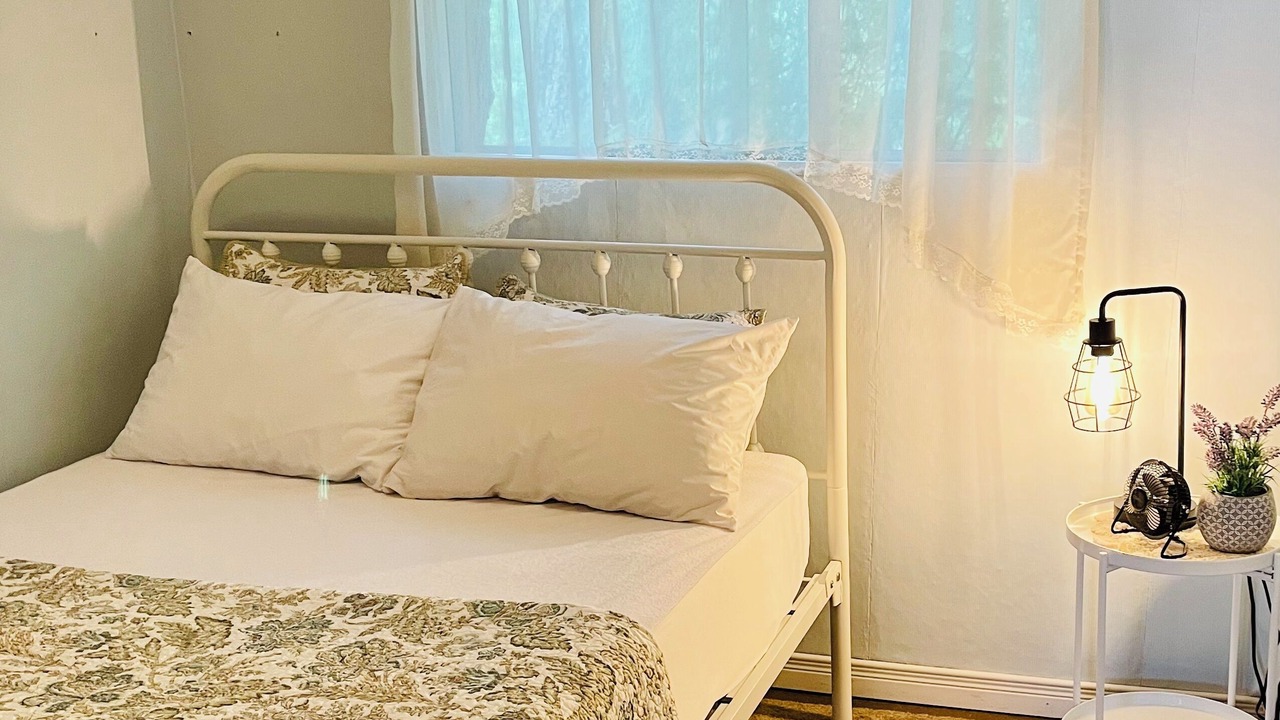 Photo of Bedroom in Leeds and the Thousand Islands