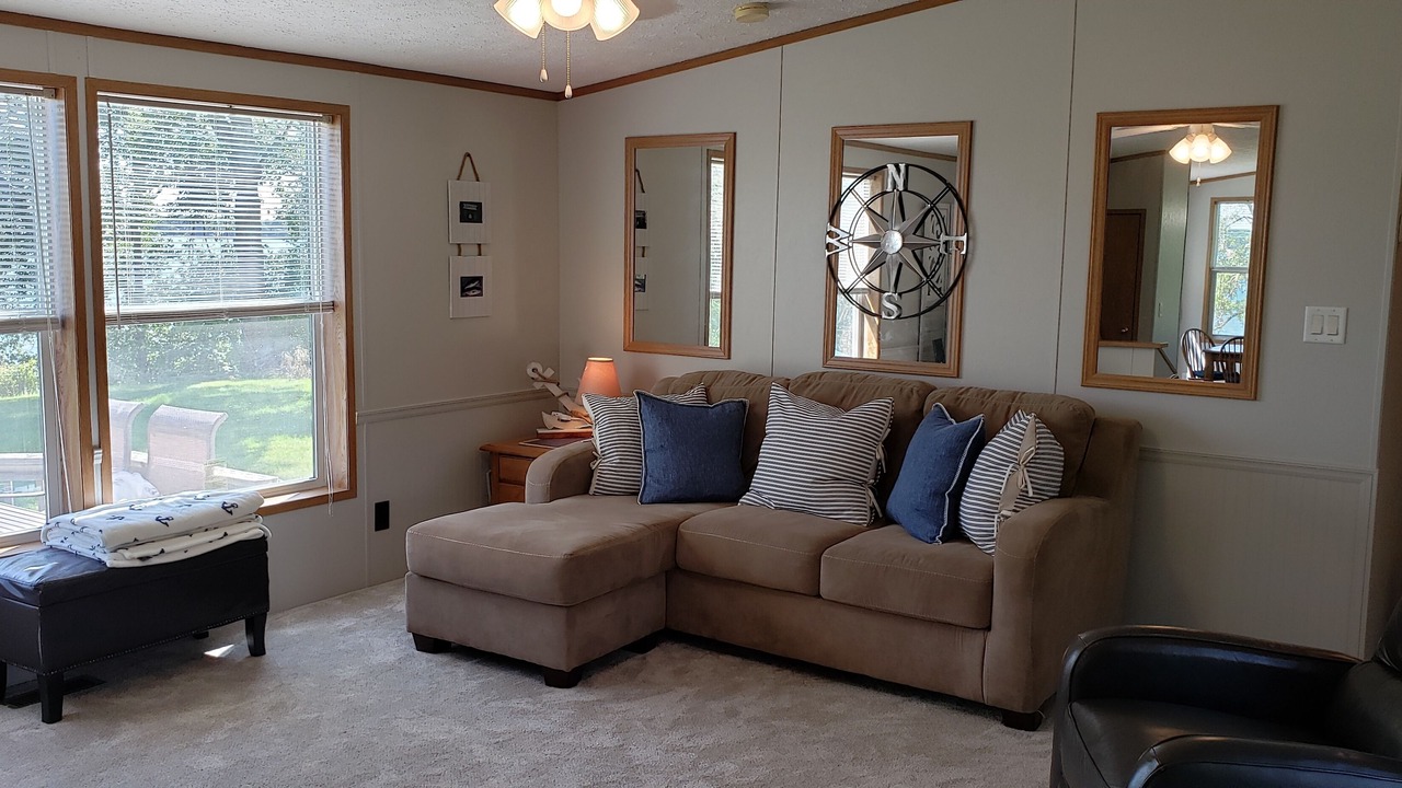 Photo of Livingroom in Clitherall Township