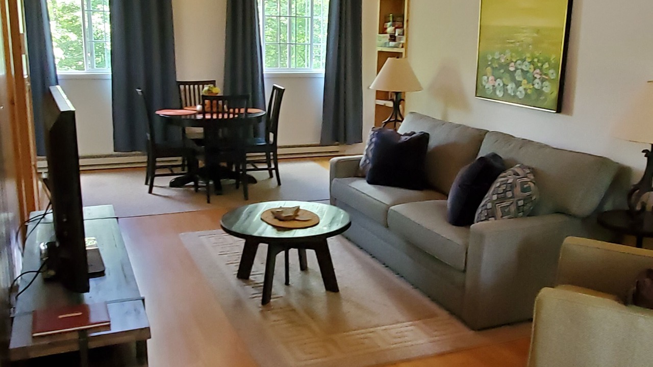 Photo of Livingroom in Carlton County