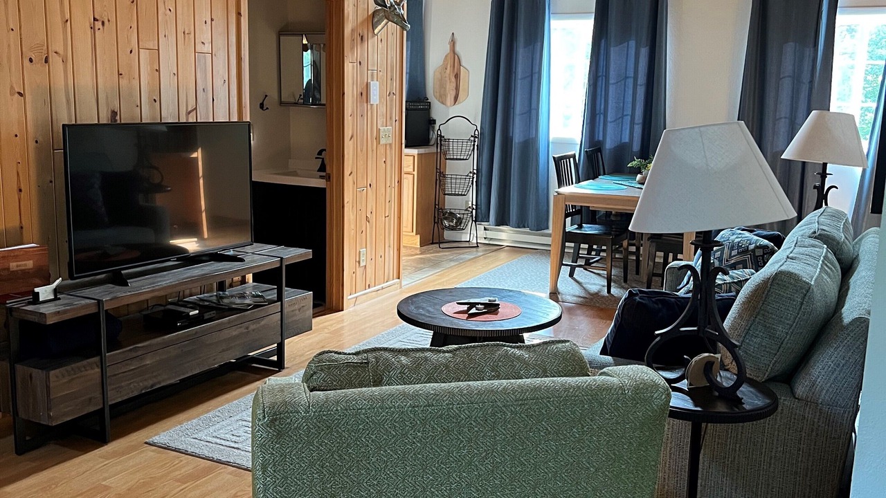 Photo of Livingroom in Carlton County