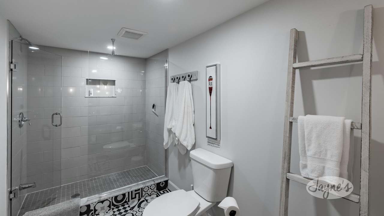 Photo of Bathroom in Muskoka Lakes