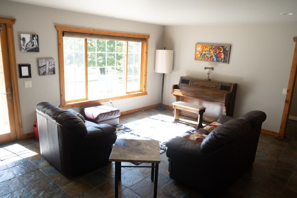 Photo of Livingroom in Detroit Lakes