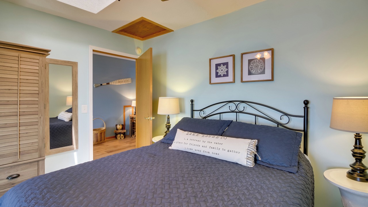 Photo of Bedroom in Alexandria