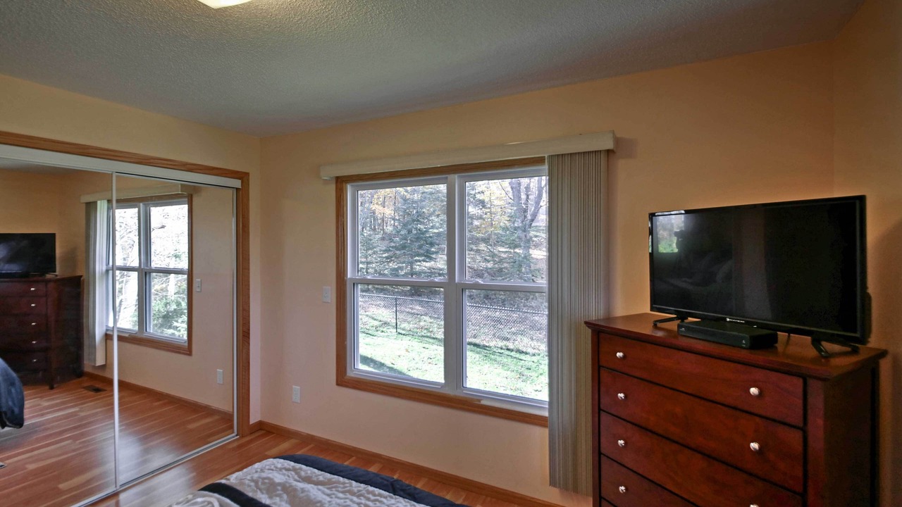 Photo of Bedroom in Kenwood