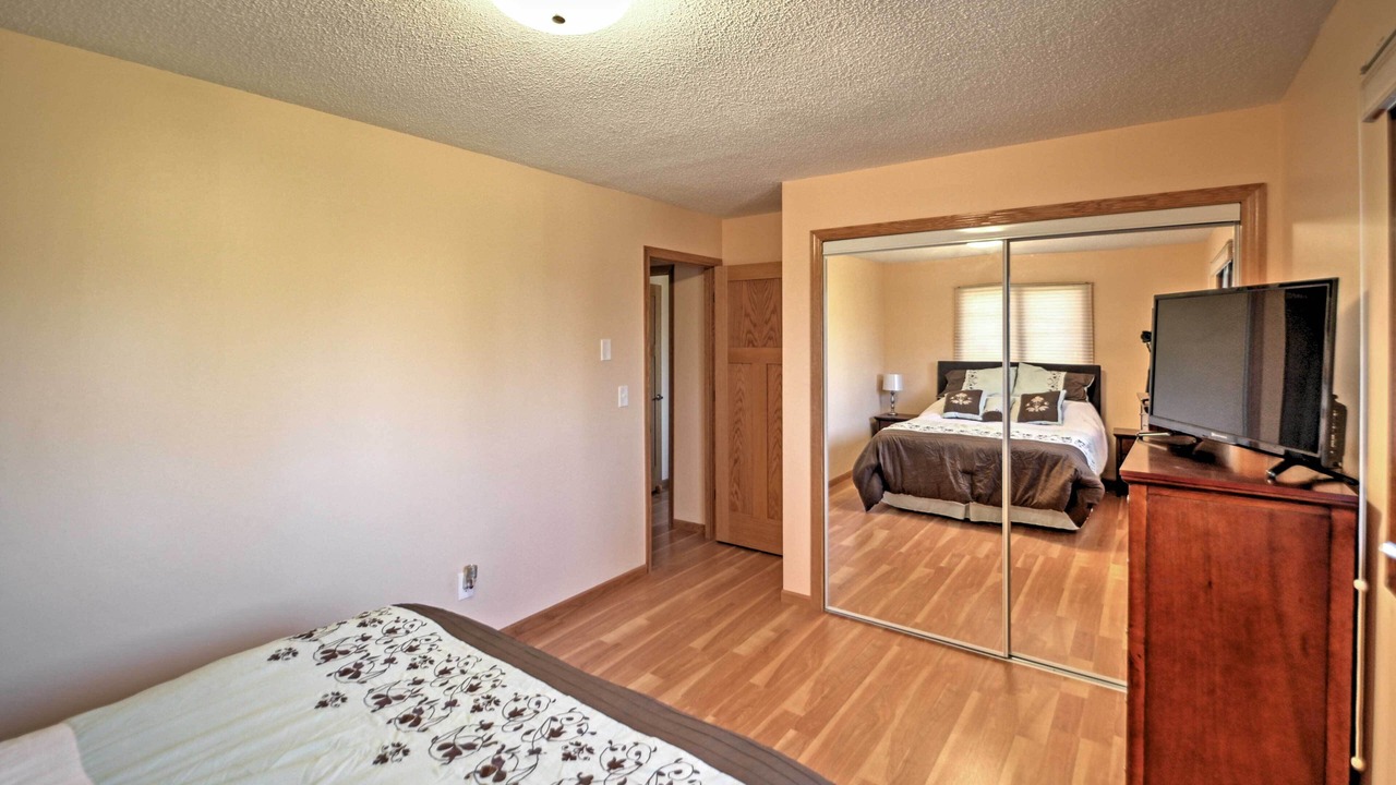 Photo of Bedroom in Kenwood