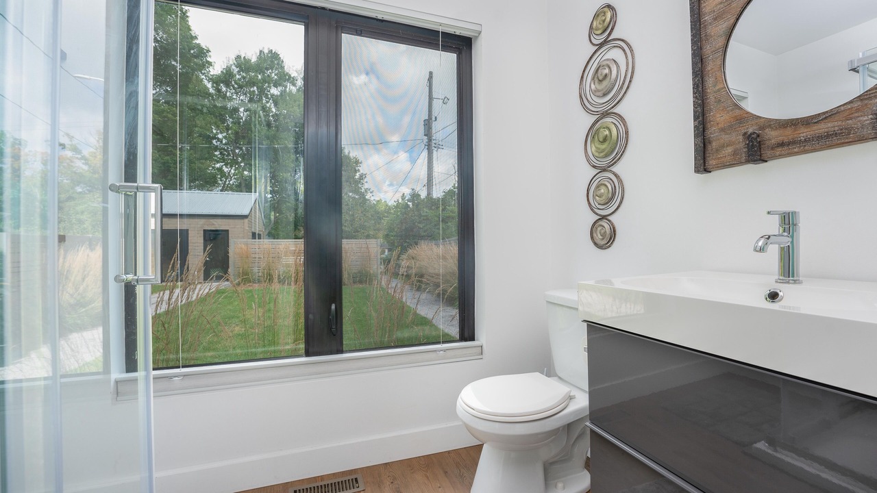 Photo of Bathroom in Port Dover