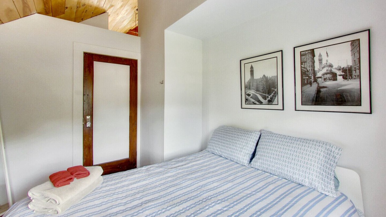 Photo of Bedroom in Quinte West