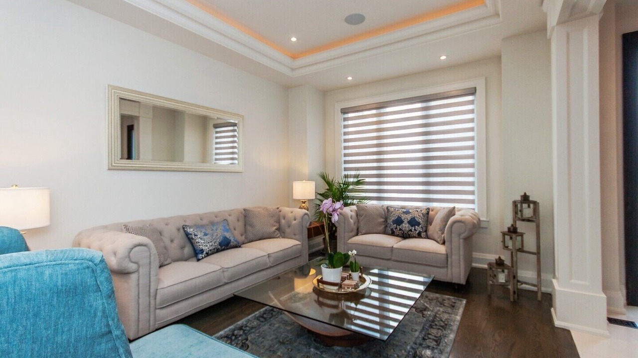 Photo of Livingroom in Richmond Hill